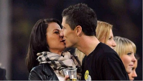 凯塞多：我并非同位置世界最佳；喜欢看赖斯踢球期待与他对决（凯塞多自评非同位置第一：欣赏赖斯，盼与其对决）