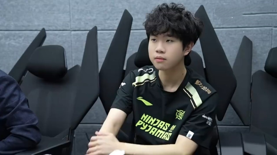 精准Poke！Mole绝活佐伊催眠如老师点名 Baolan队击败M3队