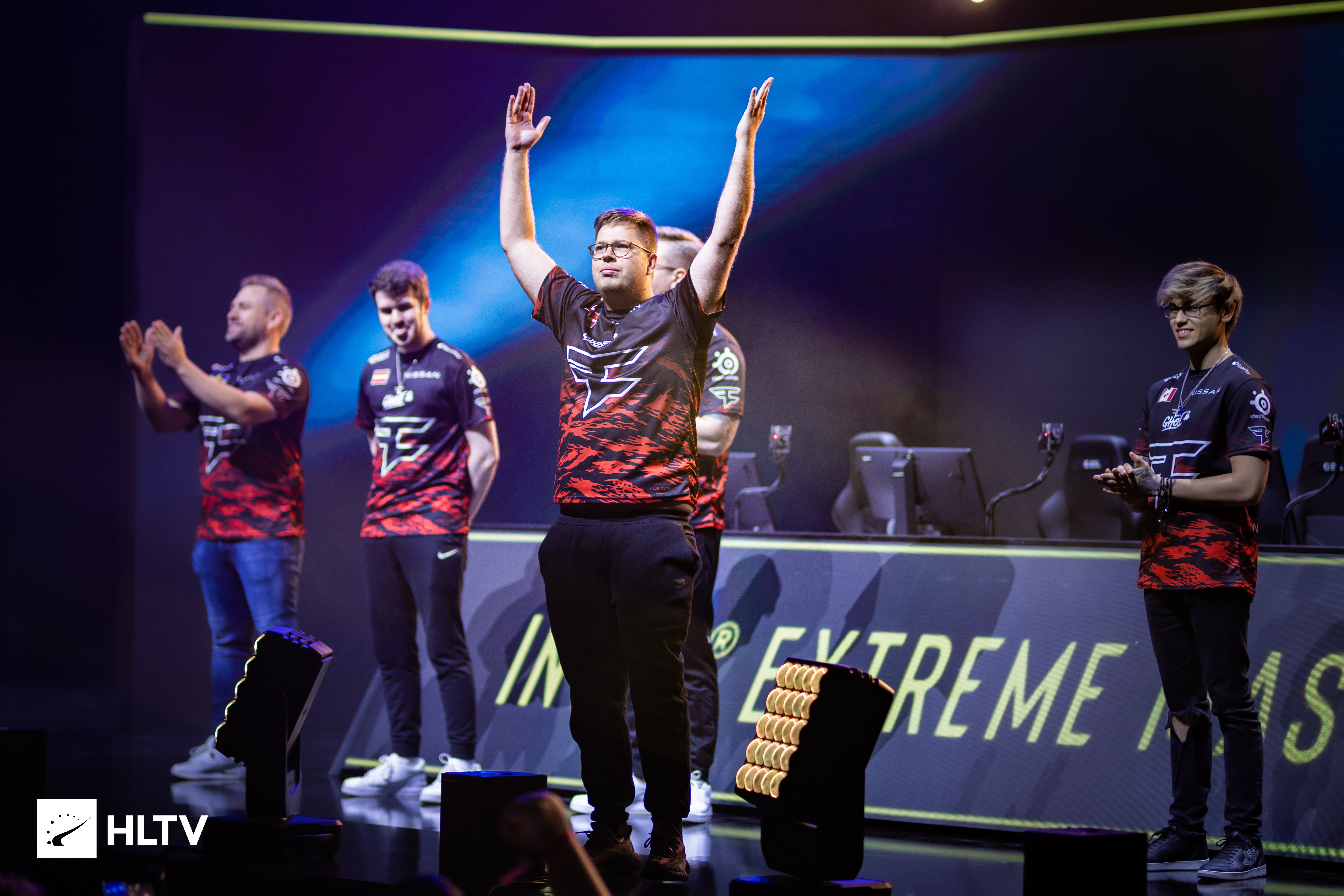 率先进入决赛！JDG赛后更博：比分3：0，只有我能征服我！